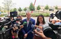 Aguado cree que abrir el debate de revertir las inversiones del Canal en Cáceres y Lanzarote "es una buena iniciativa"