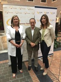 Del Olmo cree que Montoro "ha despreciado" a CyL y le pide que se deje de "migajas"