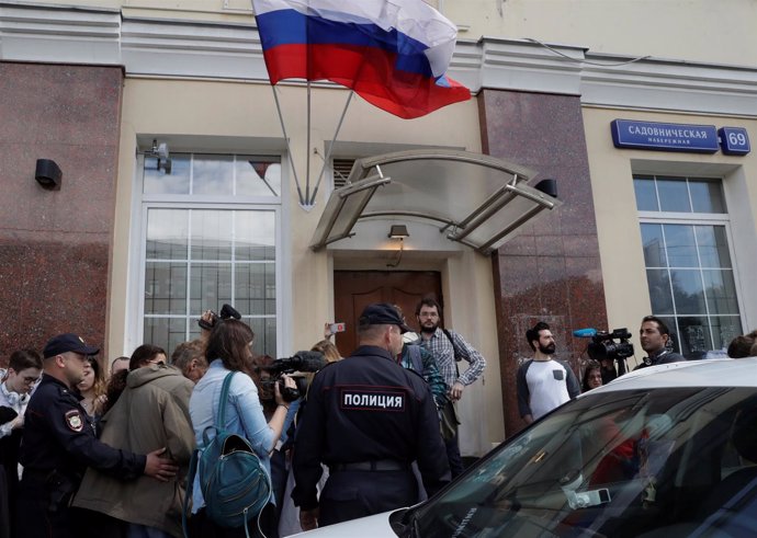 Policía rusa registra las sedes electorales del partido opositor, Partido del Pr