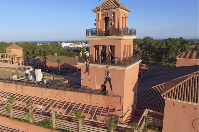 Inauguración de la tirolina de Islantilla