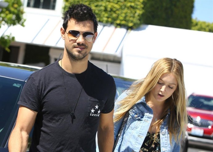 Taylor Lautner y Billie Lourd rompen tras ocho meses de relación