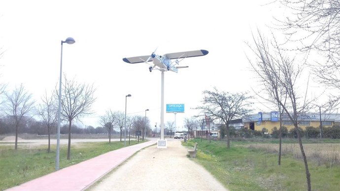 Avioneta de cerámica de Talavera