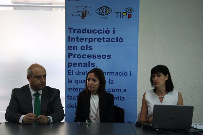 Javier Hernández, Carmen Bestué y Mariana Orozco en la presentación del TIPp