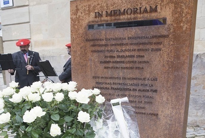 Monument foral a les víctimas del franquisme