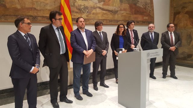 President C.Puigdemont, vicepresident O.Junqueras, presidents de diputacions