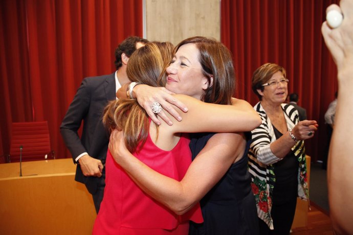 Armengol da la enhorabuena a Susana Mora, nueva presidenta del Consell de Menorc