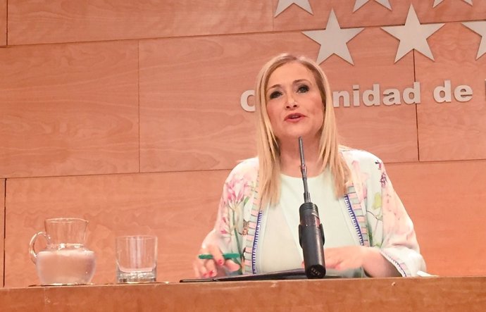 Cifuentes en rueda de prensa