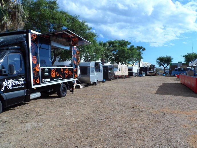 El puerto de Ayamonte acoge el festival Food Fest Trucks