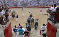 Los cuatro heridos en el tercer encierro de Sanfermines, uno de ellos vecino de Socovos, recibirán el alta este domingo