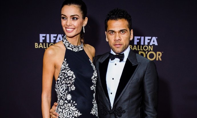 JOANA SANZ Y DANI ALVES