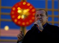 Erdogan anuncia que planea viajar al Golfo para intentar rebajar las tensiones entre Qatar y países de la región