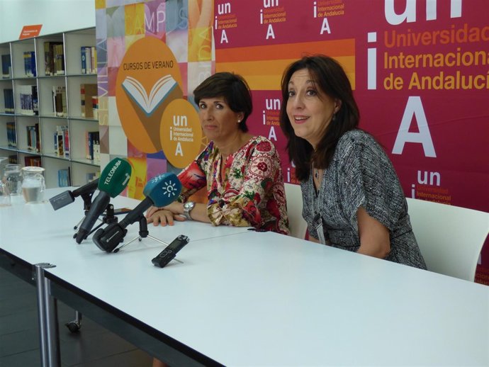 Esther Arén en los cursos de verano de la UNIA en La Rábida
