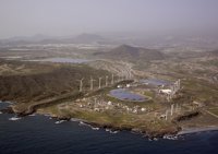 Compromís pide la dimisión de Nadal tras la multa de 128 millones a España por los recortes en renovables