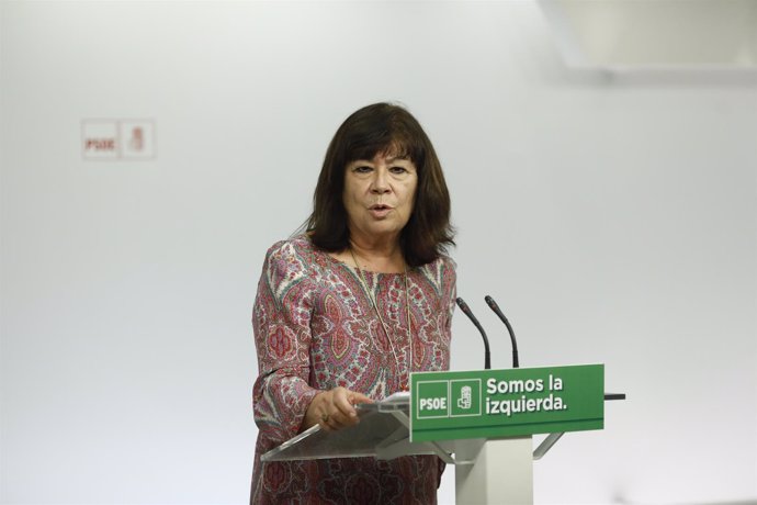 Rueda de prensa de Cristina Narbona tras un encuentro sobre cambio climático