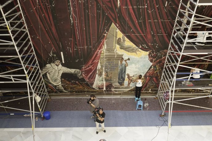 Restauración del telón de boca de ferrándiz teatro cervantes málaga  cultura 