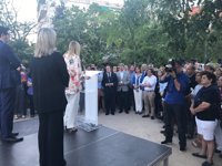 Cifuentes asiste junto a Mari Mar Blanco al acto homenaje en memoria de Miguel Ángel Blanco