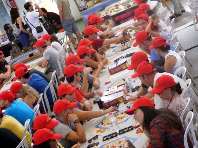 Jugadores en el Campeonato de España de Catan y Carcasone