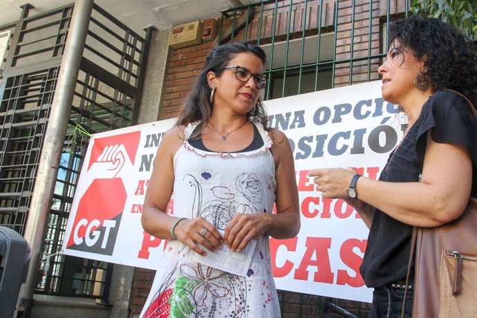 Teresa Rodríguez y Maribel Mora en una concentración de CGT