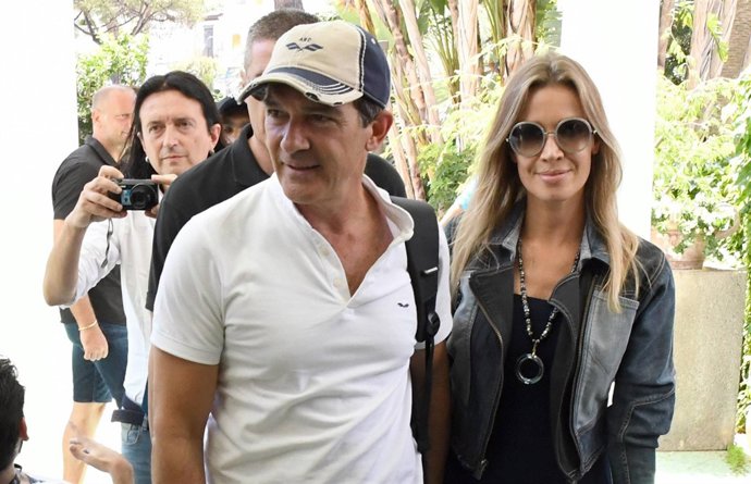 ANTONIO ABNDERAS Y NICOLE KIMPEL