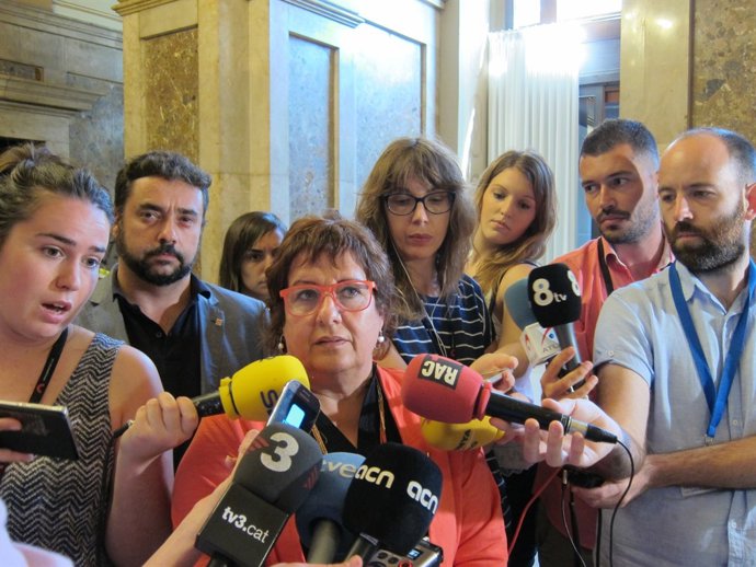 La consellera D.Bassa i el secretari F.Iglesias en una foto d'arxiu