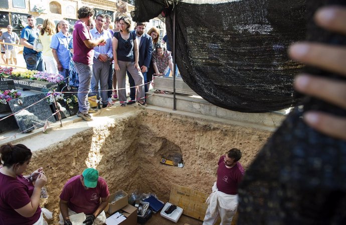 La Diputación amplía su inversión en la exhumación de fosas comunes