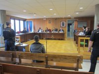 Acepta una condena de 6 años de cárcel un joven vigués que intentó matar a un varón