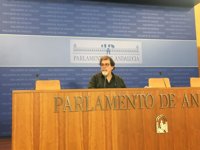 Podemos critica que PSOE tiene modelo de Estado distinto según Díaz, Sánchez o Narbona para "tener pies en todos lados"