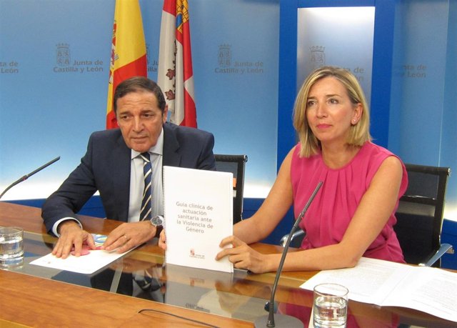 Sáez Aguado y Alicia García presentan la nueva guía 