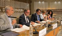 Un programa ayudará a completar los estudios a menores de cincuenta familias de Badajoz