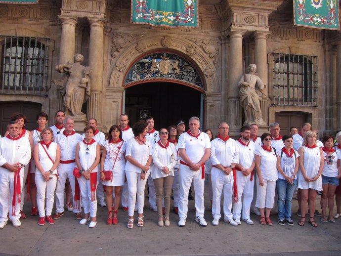 Concentración en recuerdo de Miguel Ángel Blanco en Pamplona