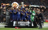 El Manchester United supera al FC Barcelona y Real Madrid como equipo de fútbol más valioso del mundo