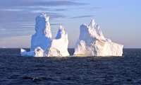 Greenpace ve una señal de "impacto global del cambio climático" en el desprendimiento del iceberg
