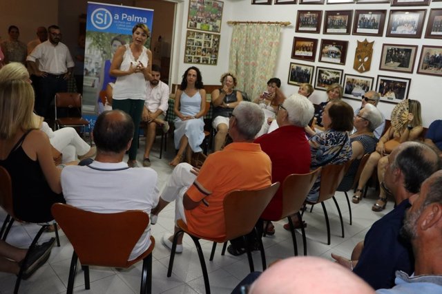 Durán en reunión previa al Congreso PP Palma