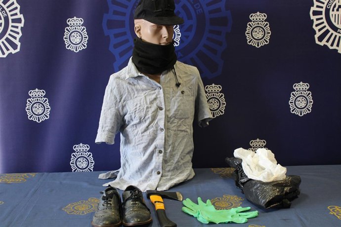 "Detenido Un Sexagenario En Madrid Por Intentar Atracar Con Un Hacha Una Sucursa