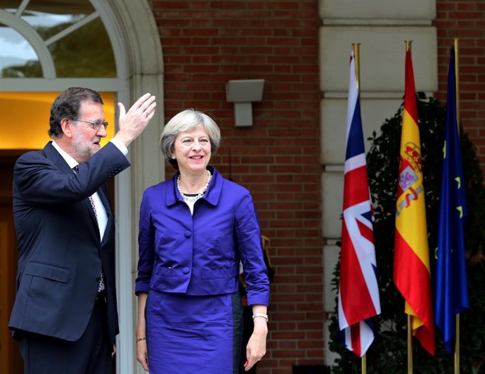 Mariano Rajoy rep Theresa May a La Moncloa