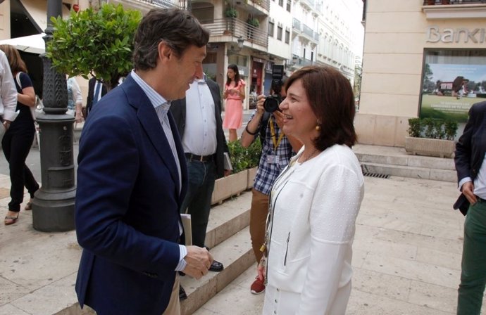 Hernando y Bonig se reúnen en Valencia