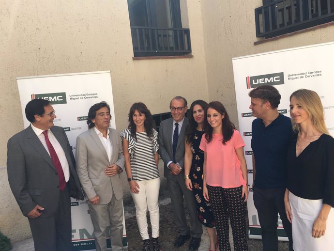 Valladolid.- Levy, junto a ponentes del curso de la UEMC