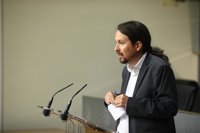Pablo Iglesias respeta pero no comenta la decisión del concejal madrileño Zapata de dejar Podemos