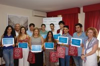 La Fundación Atlantic Copper entrega diez becas para estudios universitarios en el extranjero