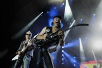 Más de 8.000 personas asisten a la velada "histórica y rockera" Scorpions