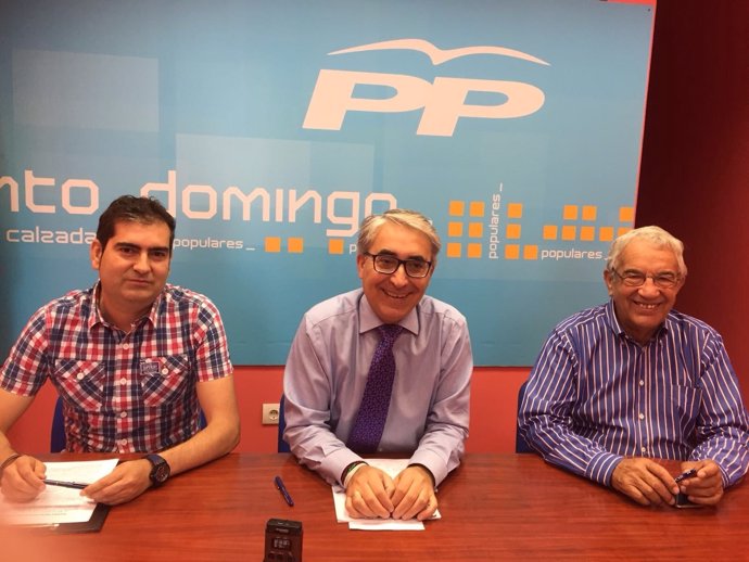 David Mena (PP) critica la incapacidad del PSOE en Santo Domingo