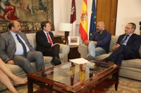 Page y Molina desbloquean la crisis en C-LM acordando cuentas y ofreciendo a Podemos formar Gobierno