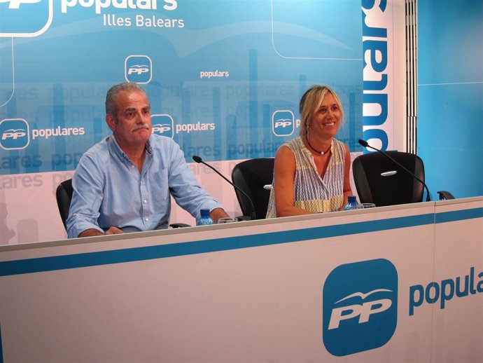 Miquel Ramis y Teresa Palmer