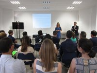 El Gobierno de Aragón refuerza las becas de formación para jóvenes para mejorar su empleabilidad