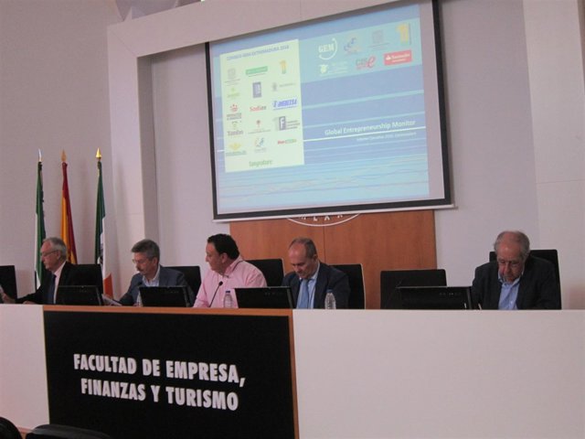 Presentación del Informe GEM Extremadura               