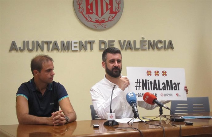 Pere Fuset y Ricardo Caballer en la presentación de la Nit a la Mar   