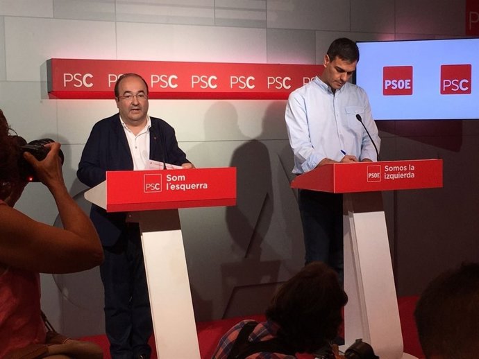Roda de premsa de Pedro Sánchez i Miquel Iceta