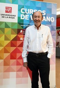 Rubalcaba anima a los militantes riojanos a votar para elegir al nuevo secretario general y demuestren su compromiso