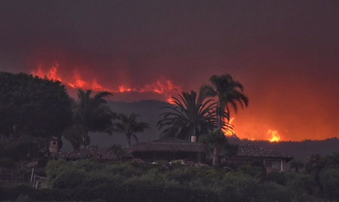 Imagen del incendio de California en las inmediaciones del rancho El Capitan.