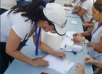 La oposición venezolana destaca la "alta participación" durante la celebración de su consulta en España